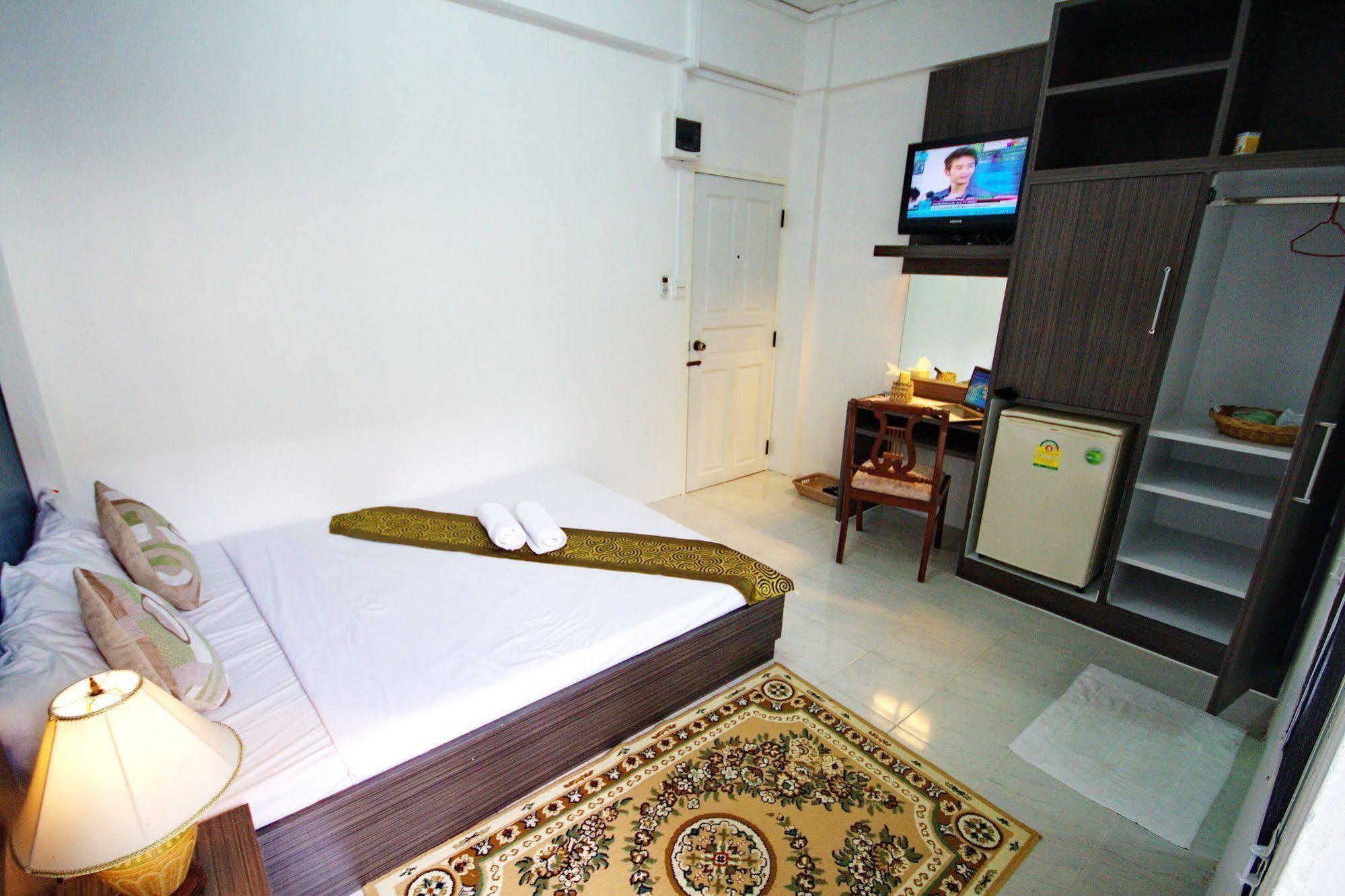 Riski Residence Bangkok-Noi - Wasit Apartment Extérieur photo