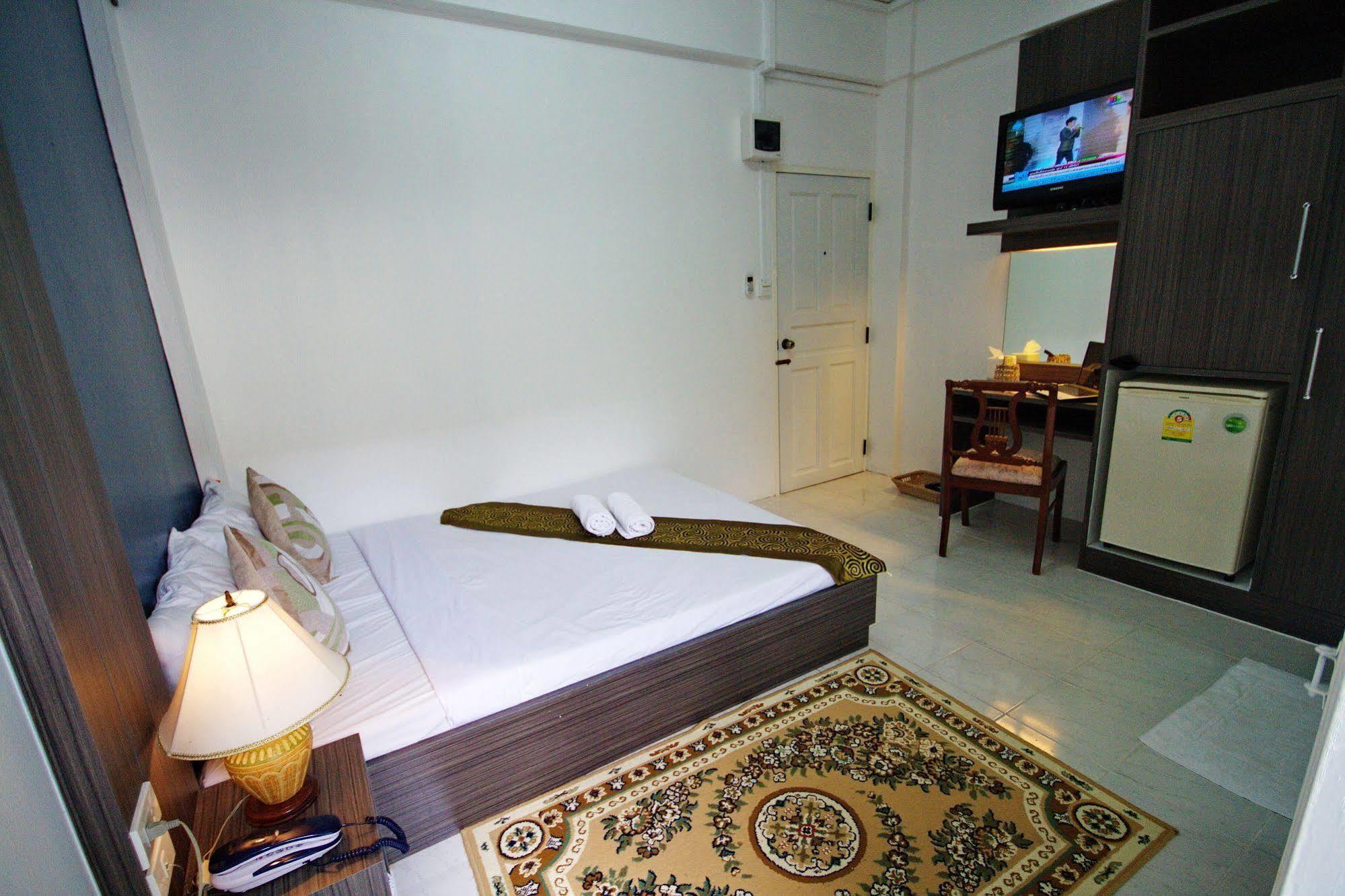 Riski Residence Bangkok-Noi - Wasit Apartment Extérieur photo