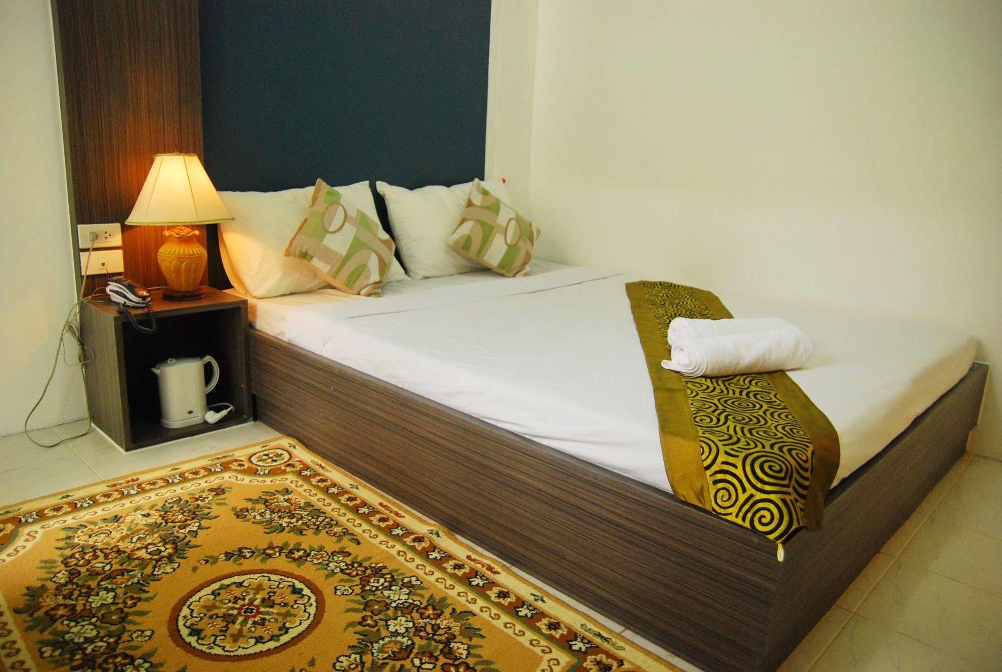 Riski Residence Bangkok-Noi - Wasit Apartment Extérieur photo